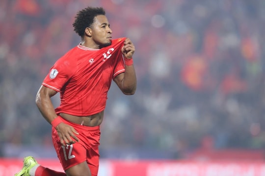 Cựu sao HAGL bất ngờ chê Nguyễn Xuân Son; CLB Thanh Hóa bị loại khỏi giải Đông Nam Á