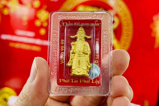 Giá vàng bắt đầu tăng ngay giờ mở cửa ngày vía Thần Tài