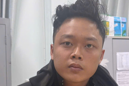 Đâm chết người chỉ vì câu nói thách thức trong quán cà phê