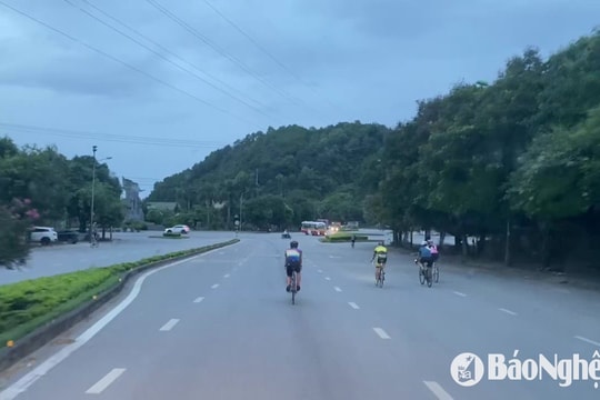Cảnh báo nguy cơ tai nạn giao thông khi tập thể dục trên đường