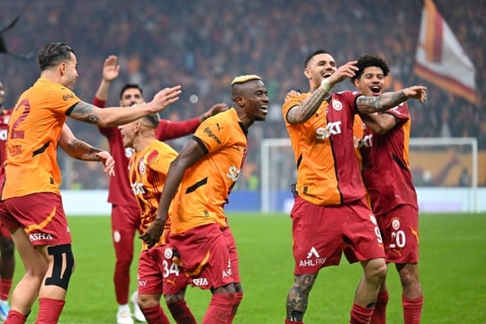Nhận định, dự đoán AZ Alkmaar vs Galatasaray: May cho đội khách