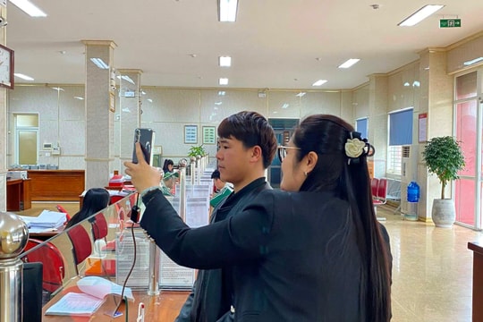 Đẩy mạnh thực hiện sinh trắc học và không dùng tiền mặt ở Nghệ An
