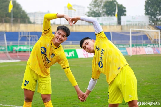 Sông Lam Nghệ An nỗ lực giải toả tâm lý trước trận chung kết ngược