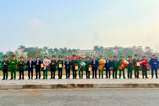 Tưng bừng ngày hội tòng quân tại các địa phương