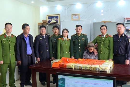 Vận chuyển 30kg ma tuý đá đi tiêu thụ thì bị tóm gọn