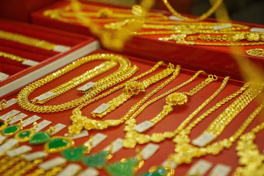 Giá vàng hôm nay 17/2/2025: Giá vàng thế giới và trong nước tiếp tục tăng