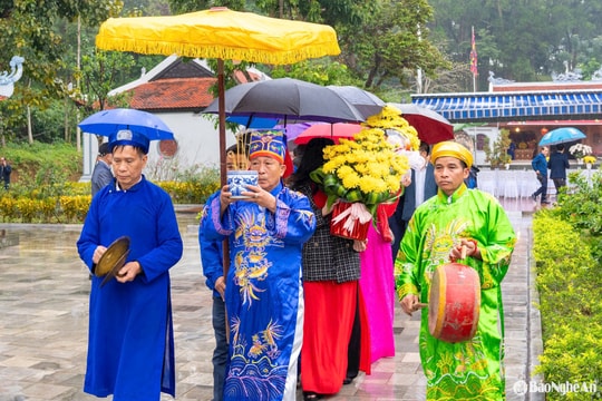 Trang trọng khai hội đền Quả Sơn