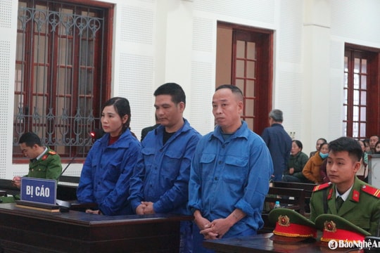 Chồng đi tù, vợ hờ kết nối bán số hồng phiến còn giấu trong nhà