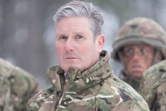 Thủ tướng Anh sẵn sàng đưa quân đội vào Ukraine