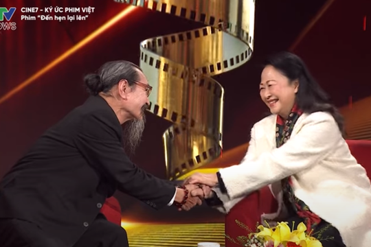 Bố của NSND Tự Long gặp lại ‘người tình’ sau 50 năm