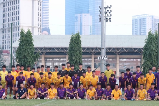 Đội tuyển U17 Việt Nam hội quân chuẩn bị cho vòng chung kết U17 châu Á