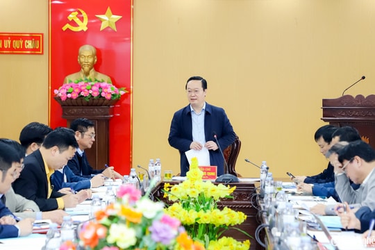 Bí thư Tỉnh ủy Nguyễn Đức Trung yêu cầu huyện Quỳ Châu hoàn thành 579 căn nhà đúng tiến độ