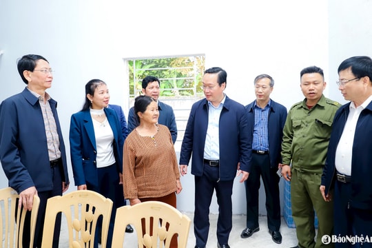 Bí thư Tỉnh ủy Nghệ An kiểm tra tiến độ xây dựng, sửa chữa nhà ở cho người có công, hộ nghèo tại huyện Quỳ Hợp
