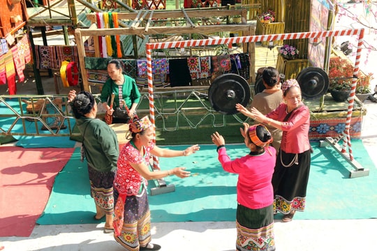 Khai mạc Lễ hội Đền Pu Nhạ Thầu năm 2026