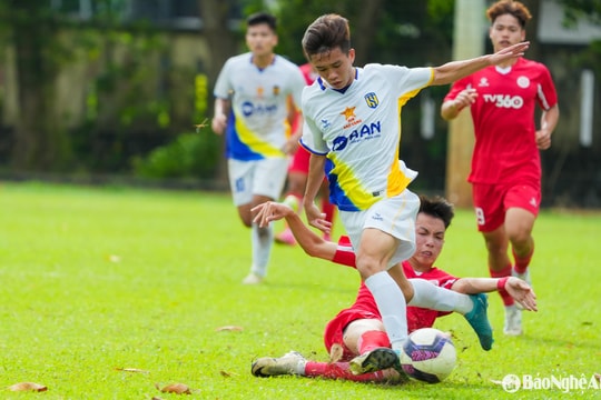 Sông Lam Nghệ An hướng đến thành tích cao ở các đội U lớn