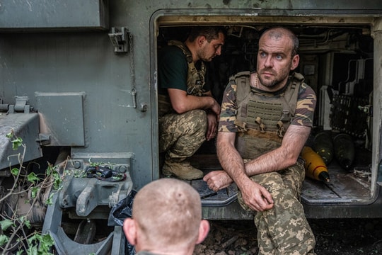 Báo Mỹ dự đoán thời điểm quân đội Kiev gặp khó vì thiếu viện trợ từ Washington