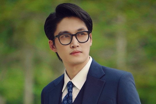 Nam thần 'mát tay' nhất phim Việt, bạn diễn nữ nào cũng nhanh chóng lên xe hoa