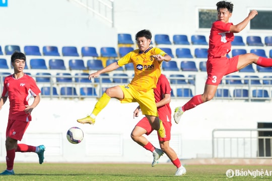 Các cầu thủ U19 Sông Lam Nghệ An được nhiều câu lạc bộ hạng Nhì săn đón