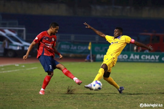 Sông Lam Nghệ An và 'bài toán' tìm lại bản năng sát thủ cho Olaha