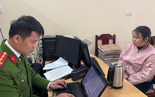 Thuê gần 50 ô tô rồi làm giả giấy tờ mang đi bán