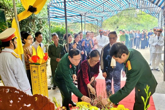 Đón nhận, an táng hài cốt liệt sĩ Nguyễn Đình Dương về đất mẹ