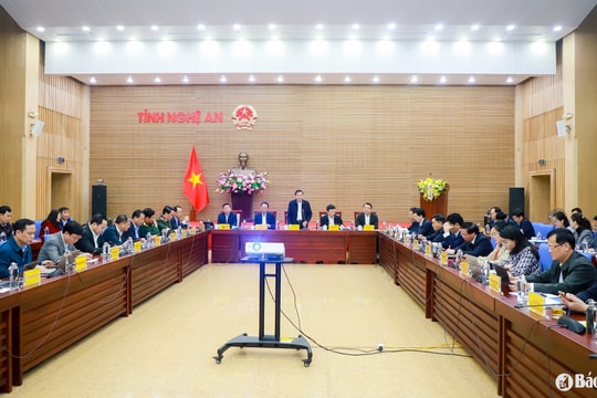 Nghệ An không để gián đoạn việc thực hiện các thủ tục hành chính cho người dân, doanh nghiệp khi sắp xếp, tinh gọn bộ máy