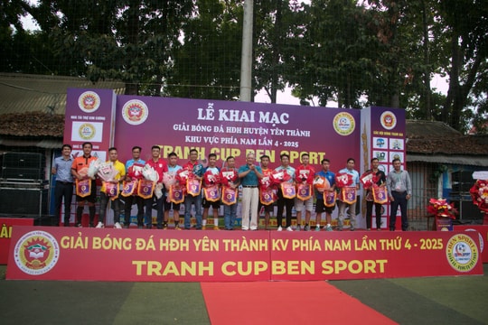 Khai mạc giải bóng đá Hội đồng hương huyện Yên Thành khu vực phía Nam lần 4 - năm 2025