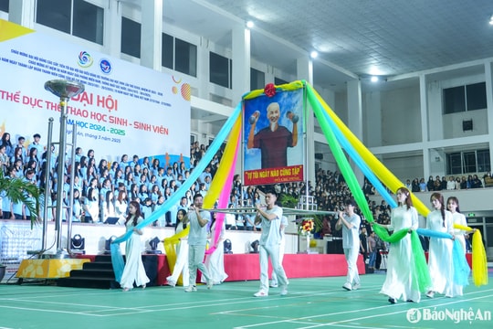 Hơn 1.100 vận động viên tham gia Đại hội thể dục thể thao học sinh, sinh viên Trường Đại học Vinh