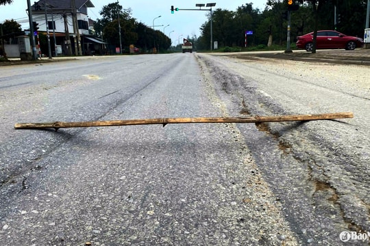 Đường 35 mét tại TP. Vinh xuống cấp nghiêm trọng