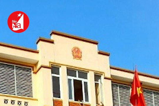 Bộ Chính trị yêu cầu tạm dừng bổ nhiệm chức danh lãnh đạo, quản lý cấp tỉnh, huyện, xã