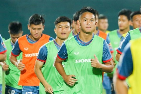 U22 Việt Nam bị đối thủ yếu cầm hòa; MU vào tứ kết Europa League