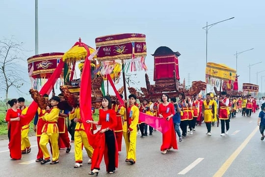 Đặc sắc Lễ hội Đền Cuông