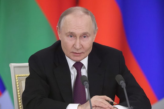 Tổng thống Putin nêu điều kiện cho lệnh ngừng bắn