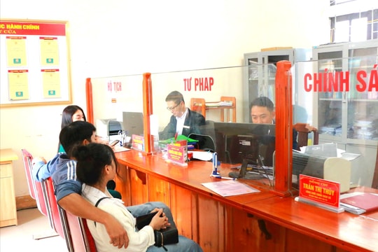 Cơ quan đăng ký hộ tịch tuyệt đối không yêu cầu công dân xác định tình trạng hôn nhân