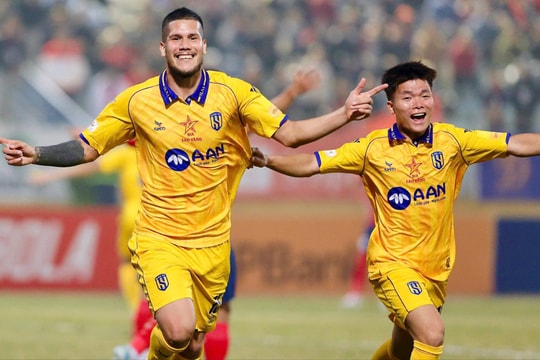 Sông Lam Nghệ An và bài toán cải thiện phong độ sân khách