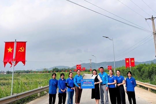 Hàng nghìn thanh niên Nghệ An tham gia ngày cao điểm 'Tình nguyện vì đô thị văn minh'
