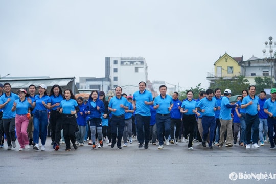 Gần 3.000 người tham gia 'Ngày chạy Olympic vì sức khỏe toàn dân' tỉnh Nghệ An năm 2025