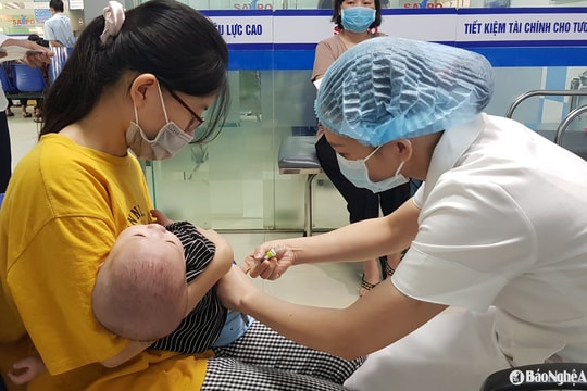 Giám đốc Sở Y tế Nghệ An: Quyết tâm, quyết liệt chống dịch sởi