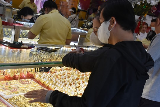 Giá vàng hôm nay 19/3/2025: Giá vàng trong nước và vàng thế giới có thể tăng đến 100 triệu cuối tháng 3