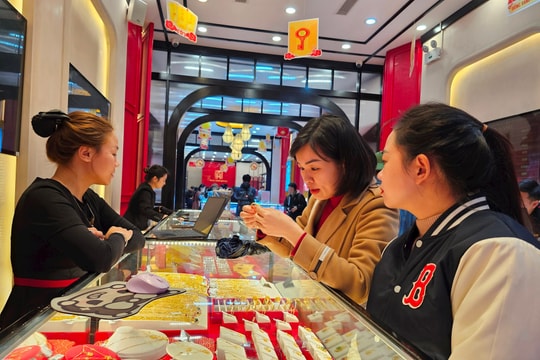 Giá vàng hôm nay 21/3/2025: Xu hướng giá vàng tăng hơn 100 triệu được duy trì