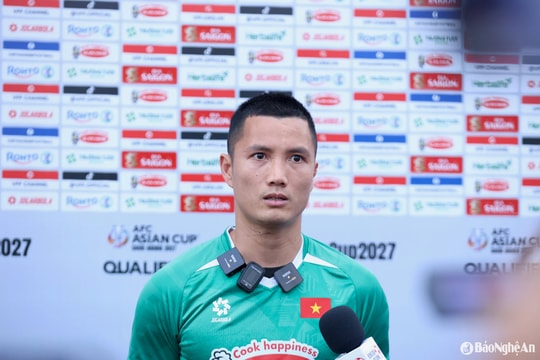 Thủ môn Đình Triệu: ‘Đội tuyển Việt Nam quyết tâm cải thiện và hướng đến chiến thắng trước Lào’