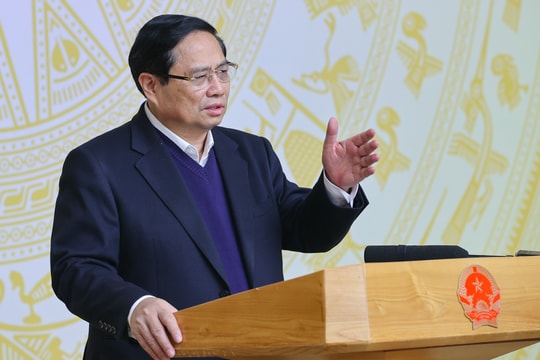 Khẩn trương hoàn thiện thể chế cho hoạt động bộ máy Trung ương đến địa phương