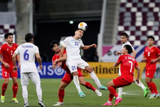 HLV tuyển Lào ấn tượng với chiến thuật của tuyển Việt Nam; Thái Lan chật vật trước đội hạng 200 thế giới