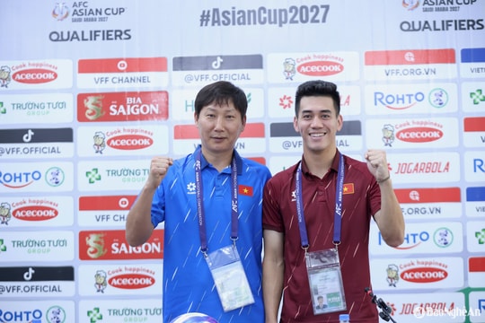 HLV Kim Sang-sik: 'Chiến thắng là mục tiêu hàng đầu, nhưng chúng tôi không chủ quan'