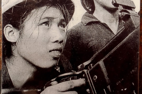 Chuyện hai nữ dân quân Nghệ An bắn rơi máy bay Mỹ