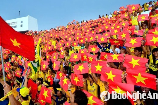 Cổ động viên Sông Lam Nghệ An lên kế hoạch đặc biệt chào mừng 50 năm ngày Giải phóng miền Nam