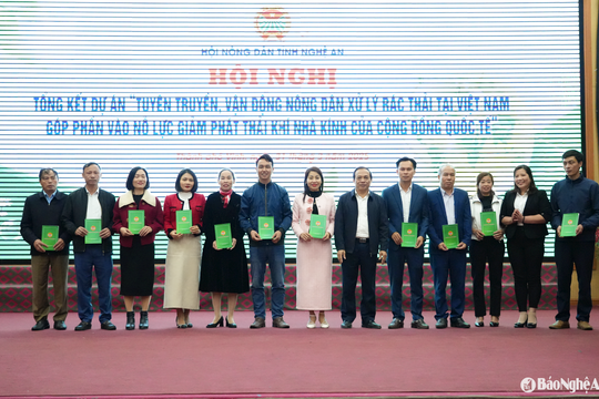 Nghệ An xây dựng hơn 10.000 mô hình xử lý rác thải