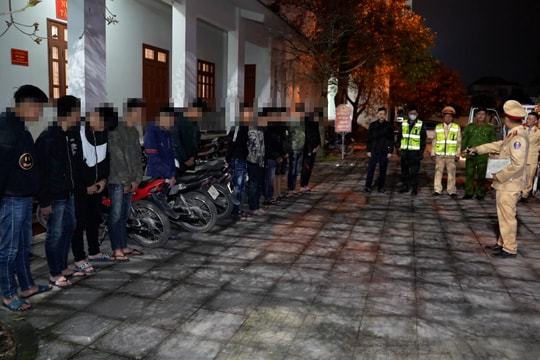 Nghệ An: Kịp thời ngăn chặn nhóm thanh niên tụ tập đua xe trái phép