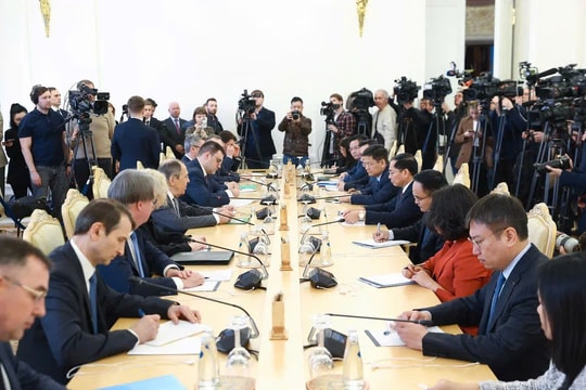 Chuẩn bị chuyến thăm và dự lễ duyệt binh tại Nga của Tổng Bí thư Tô Lâm