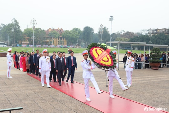 Huyện Quỳnh Lưu tổ chức lễ biểu dương các điển hình tiên tiến tại thủ đô Hà Nội